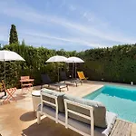 Balcones Villa