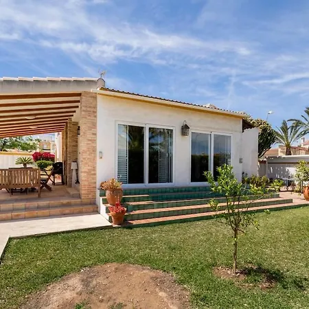 Balcones Villa *
